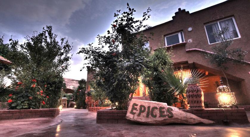 Auberge Le Jardin De La Source Aït Ben Ali Eksteriør bilde